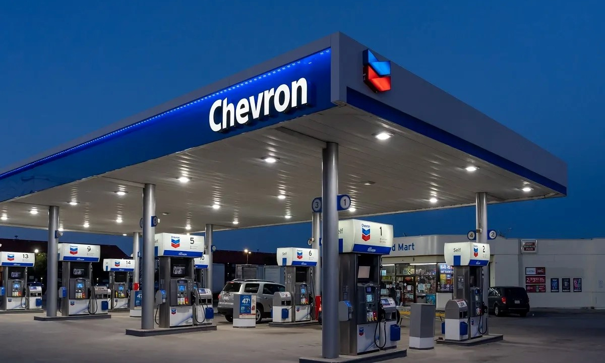 tram_xang_dau_chevron_o_my